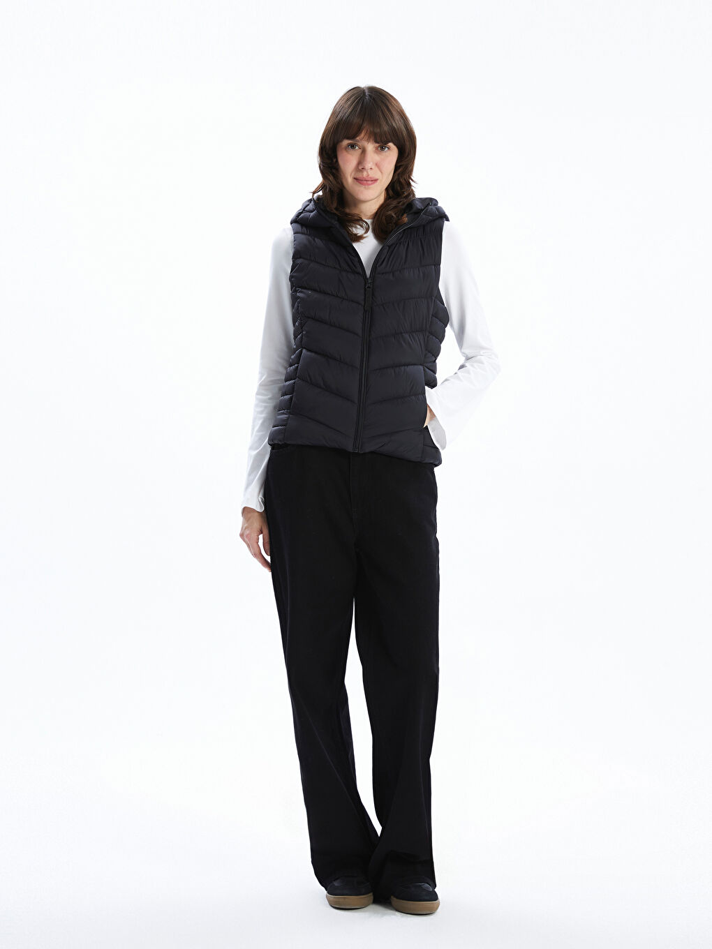 LCWAIKIKI Classic Hooded Women's Puffer Gilet -W50792Z8-CVL