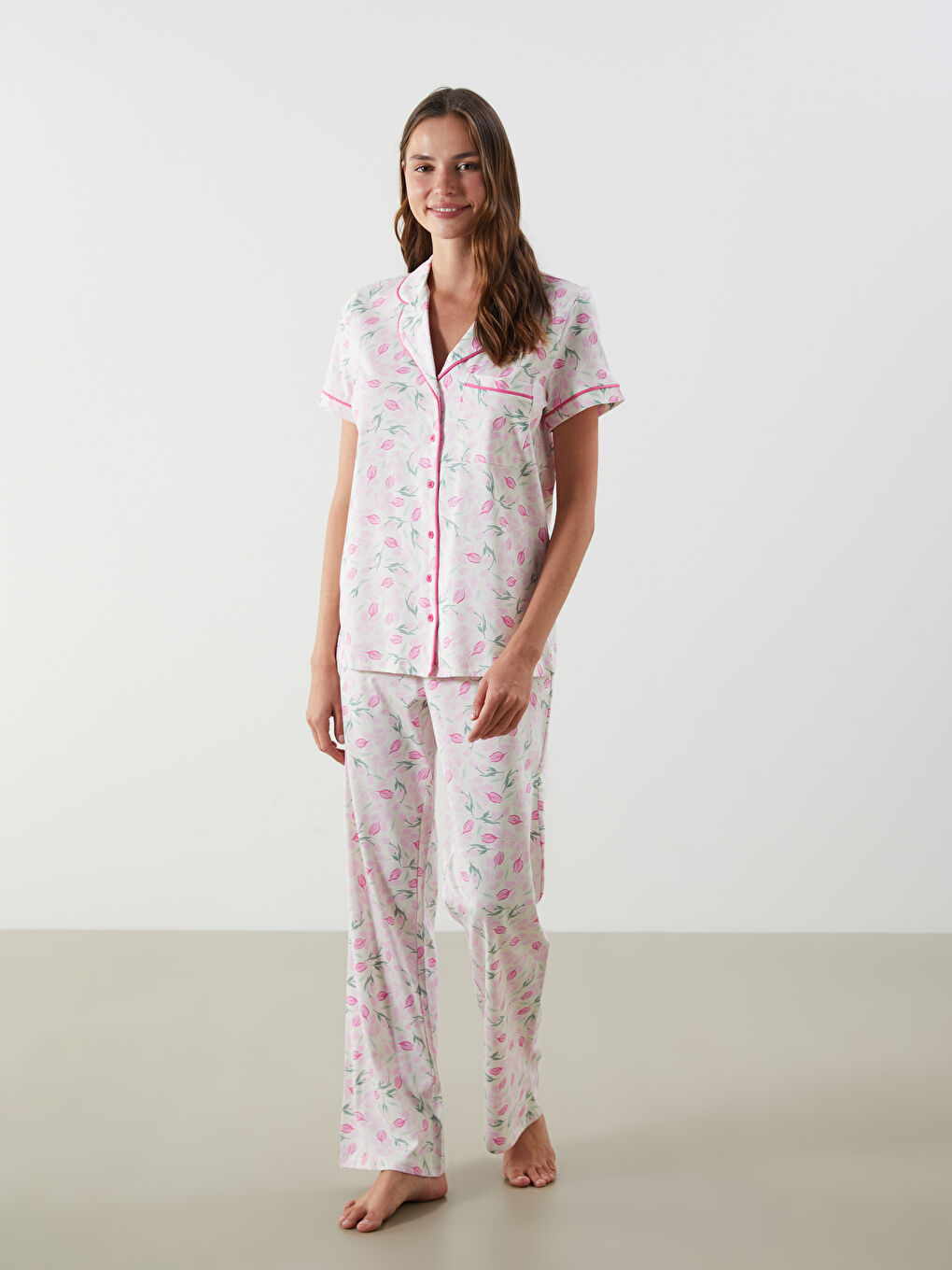 LCW DREAM Ekru Gömlek Yaka Çiçekli Kadın Pijama Takım