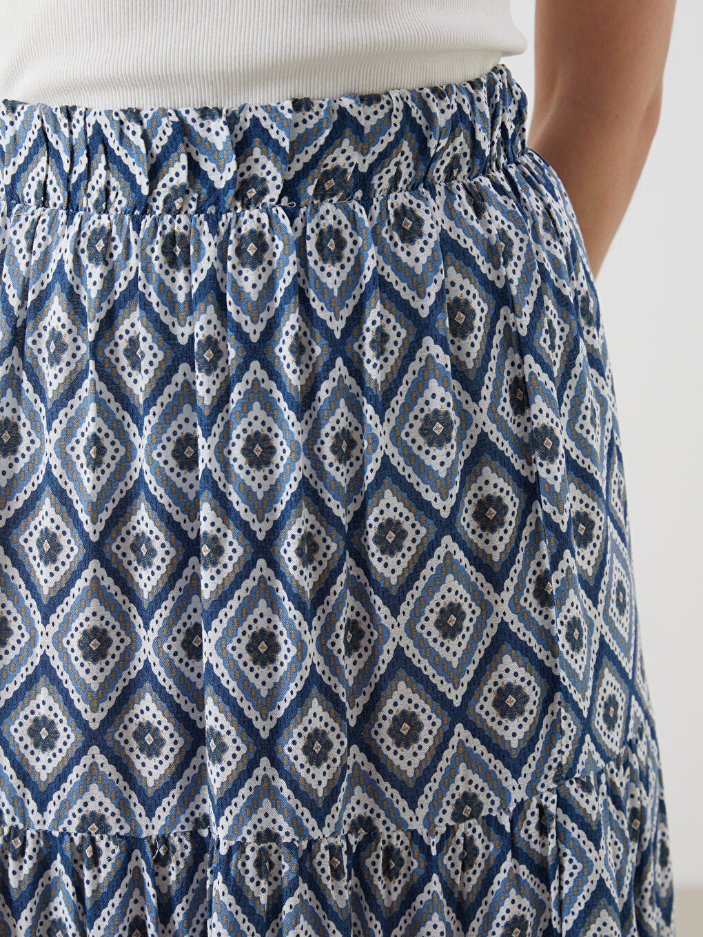 LCW Grace Elasticated Waist Patterned Layered Skirt -S5JJ23Z8-LSJ