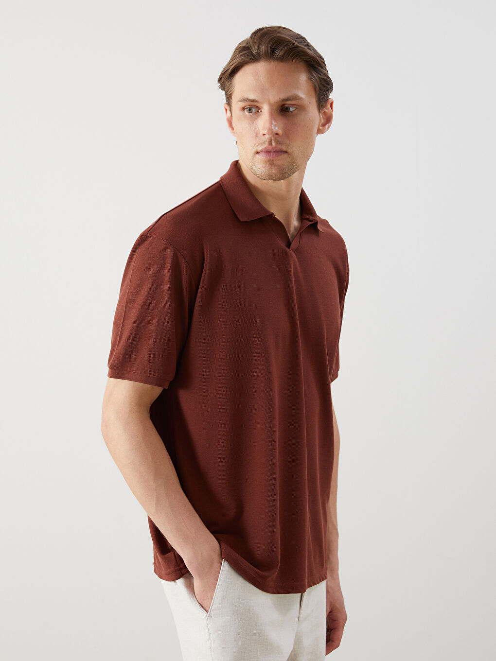 Kahverengi Polo Yaka Kısa Kollu Erkek Tişört