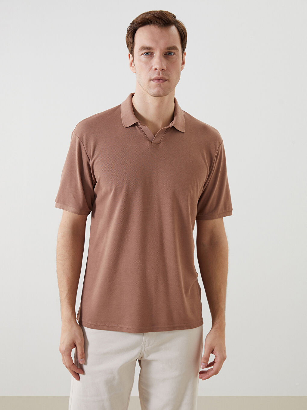 Kahverengi Polo Yaka Kısa Kollu Erkek Tişört
