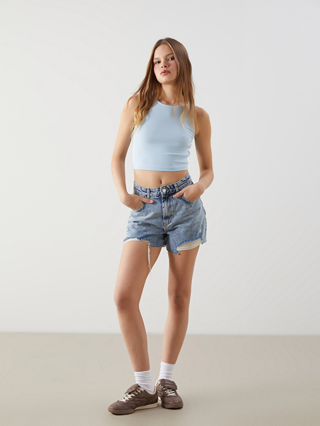 Crew Neck Crop-1