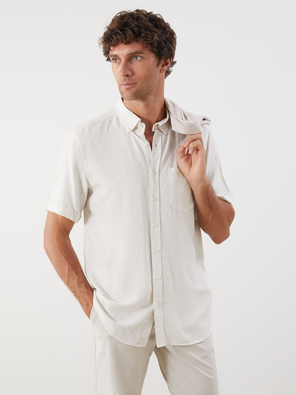 LCWAIKIKI Classic Regular Fit Short Sleeve Linen Blend Men's Shirt -S5JJ72Z8-Z3M