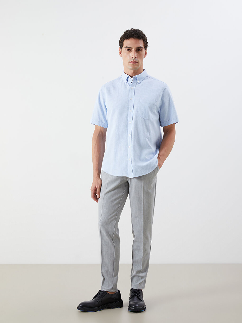 LCWAIKIKI Classic Regular Fit Short Sleeve Dobby Men's Shirt -S5JJ76Z8-CV6