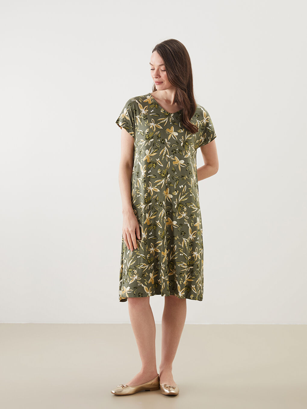 V-Neck Floral Dress -S5JJ93Z8-LS6