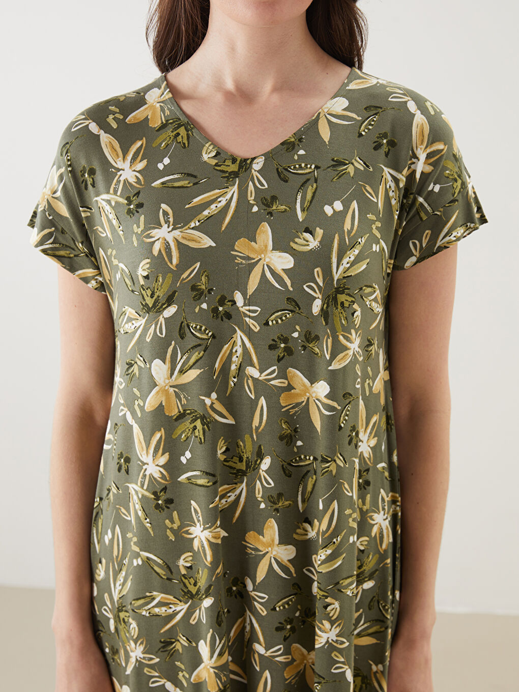 V-Neck Floral Dress -S5JJ93Z8-LS6