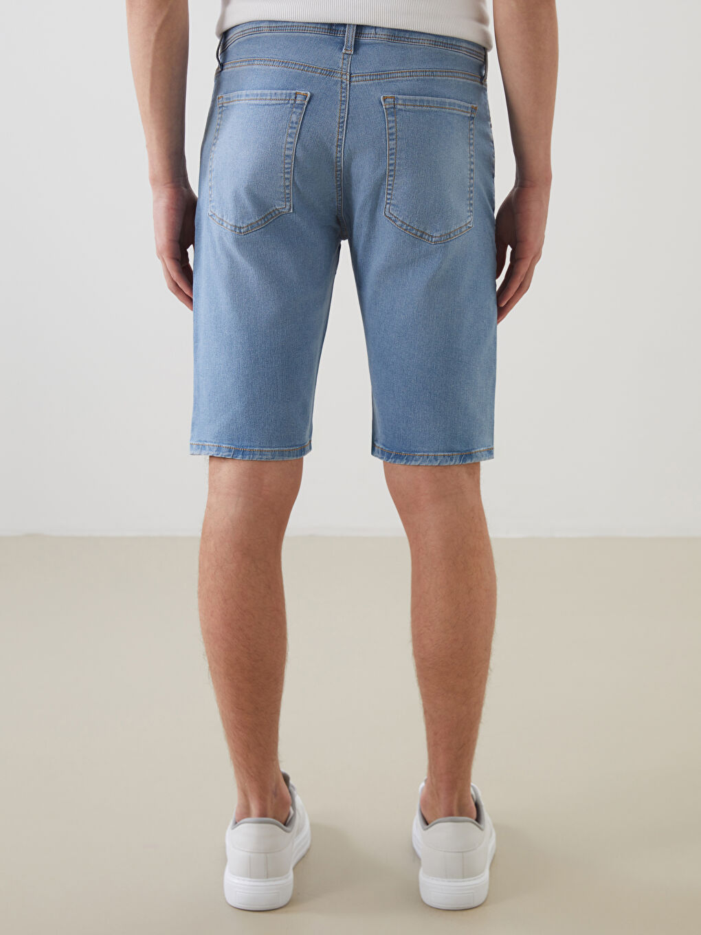 Standard Fit Men's Denim Shorts -S5JM05Z8-H45