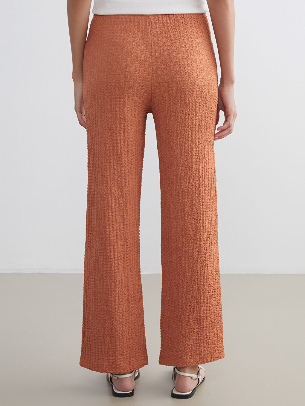 Turuncu Beli Lastikli Dokulu Kadın Pantolon-3