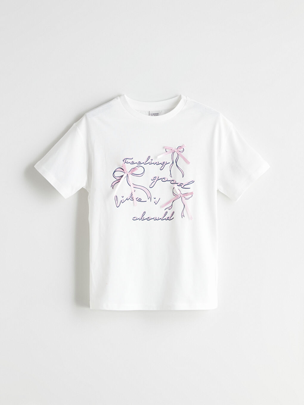 Beyaz Bisiklet Yaka Kurdele Detaylı Kız Çocuk Tişört