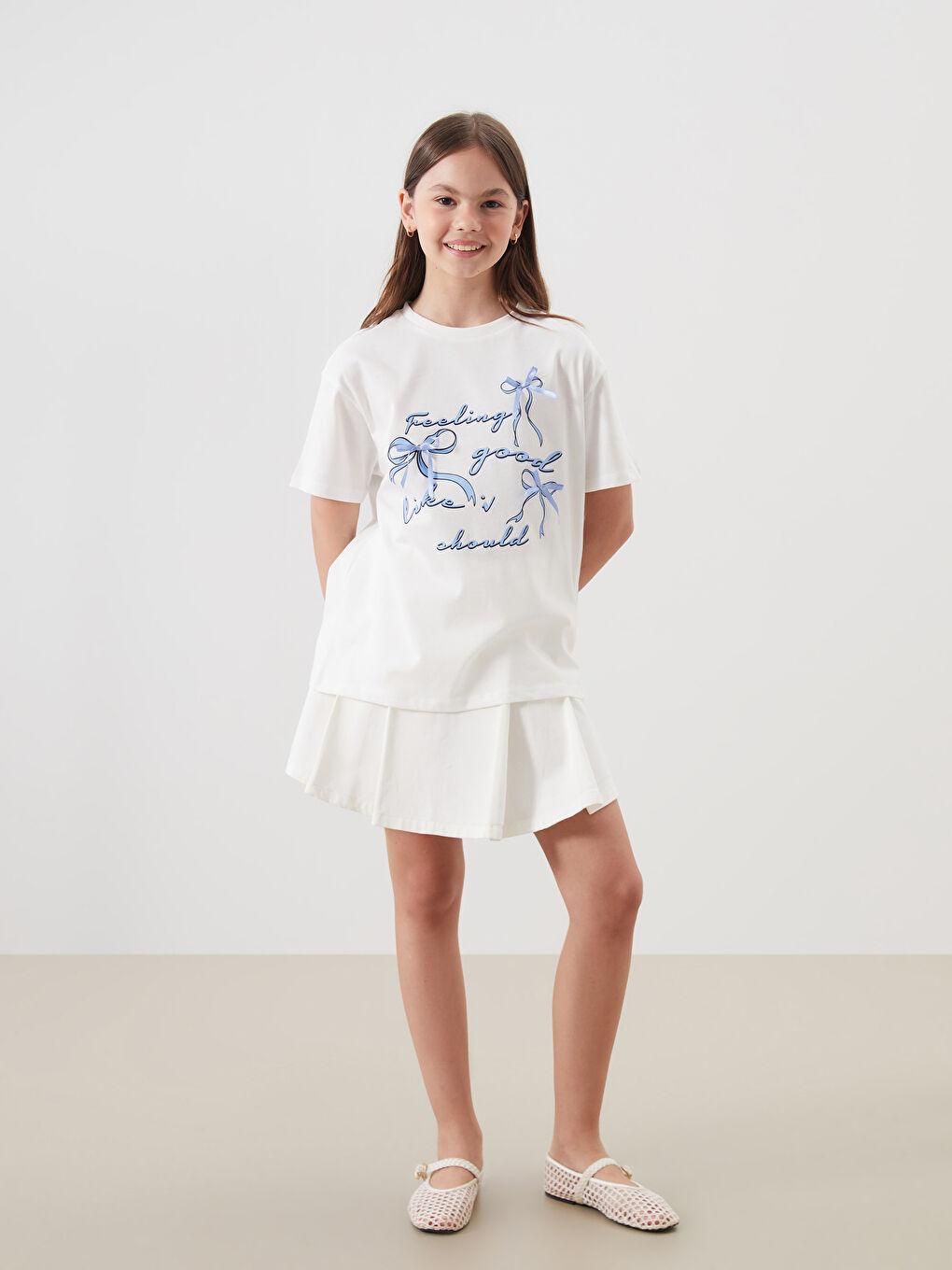 LCW Kids Crew Neck Ribbon Detailed Girls' T-Shirt -S5JN48Z4-R9J
