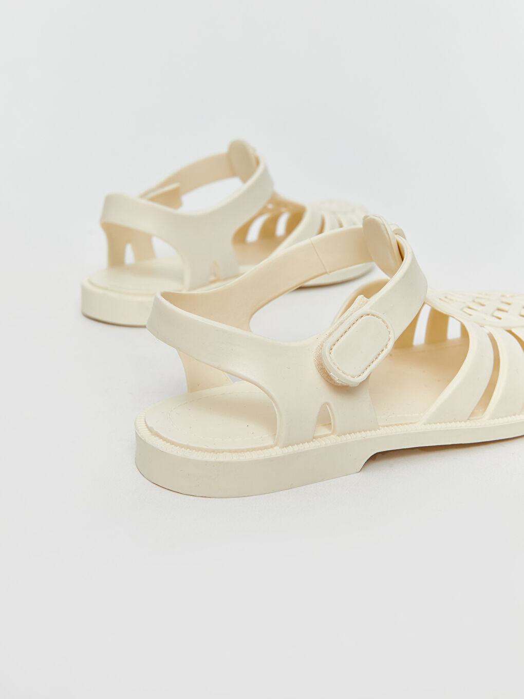 Ekru Cırt Cırtlı Kız Çocuk Sandalet-4