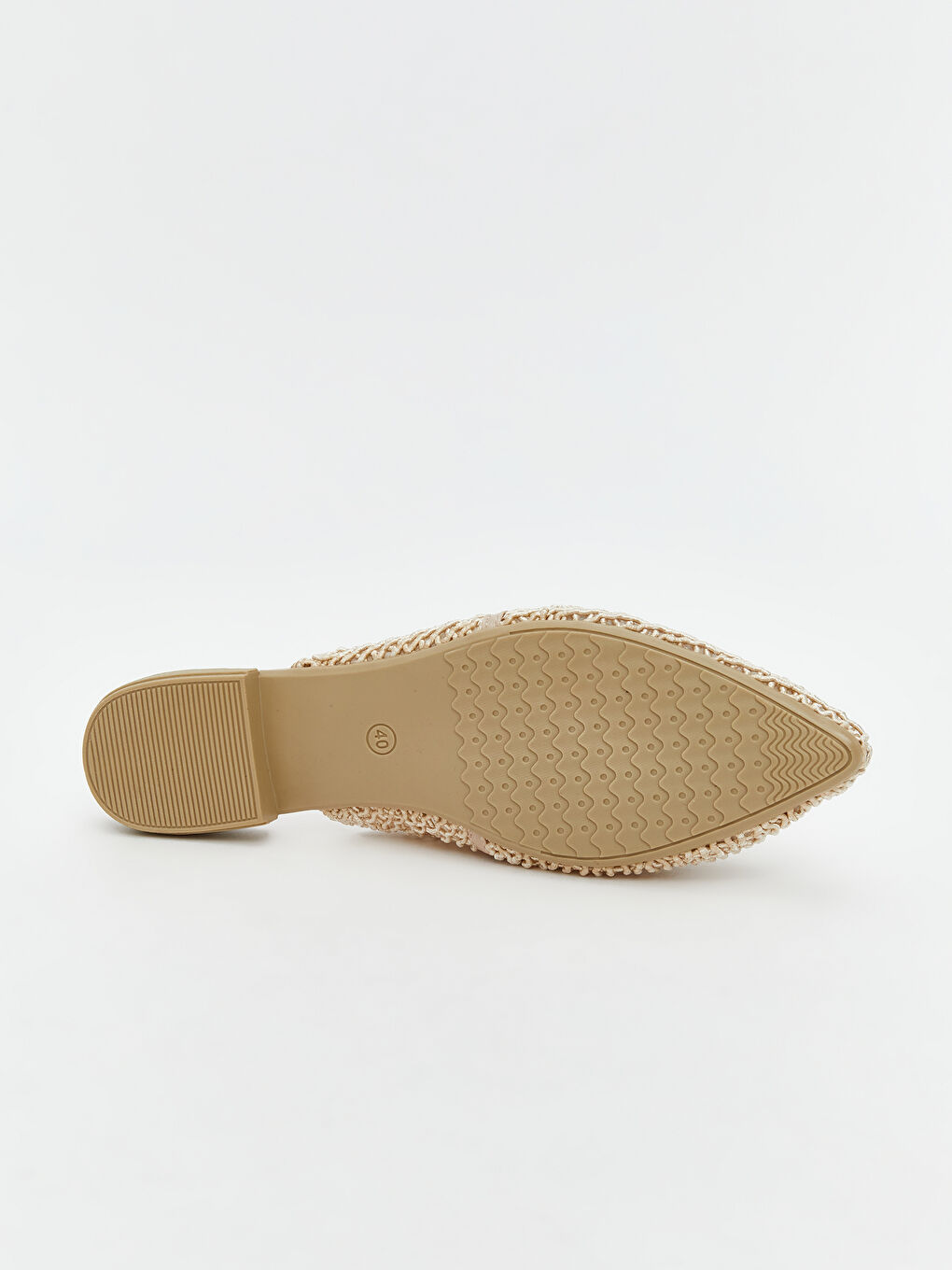 Bej Metal Zincir Detaylı Sivri Burun Terlik-3