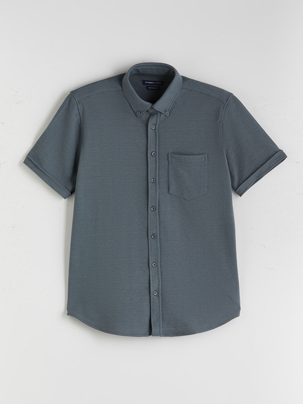 قميص رجالي بقصة عادية وكم قصير-4