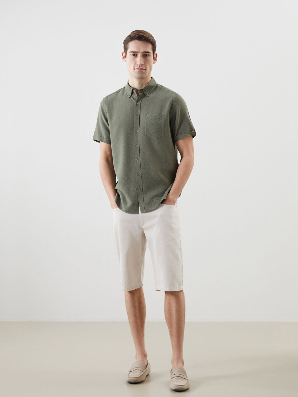 LCWAIKIKI Classic Regular Fit Dobby Pocket Men's Shirt -S5JO86Z8-Y00