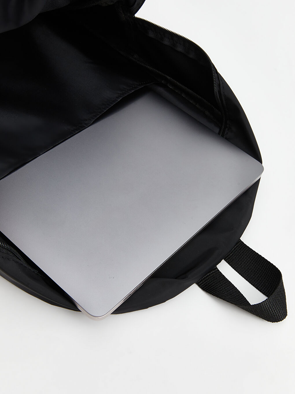 LCW ACCESSORIES Siyah Fermuarlı Kadın Sırt Çantası - 1