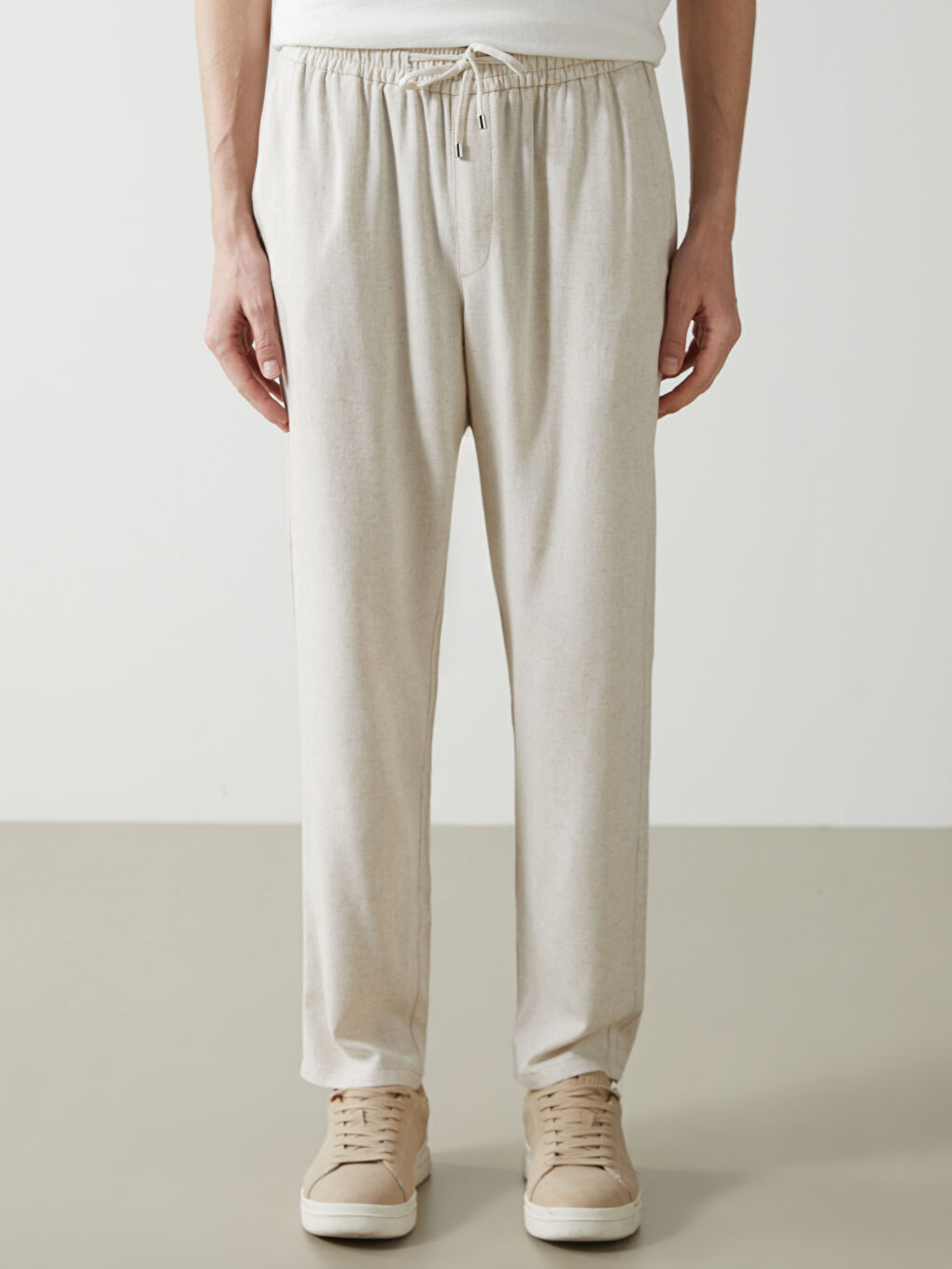 Bej Standart Kalıp Keten Karışımlı Erkek Pantolon-3