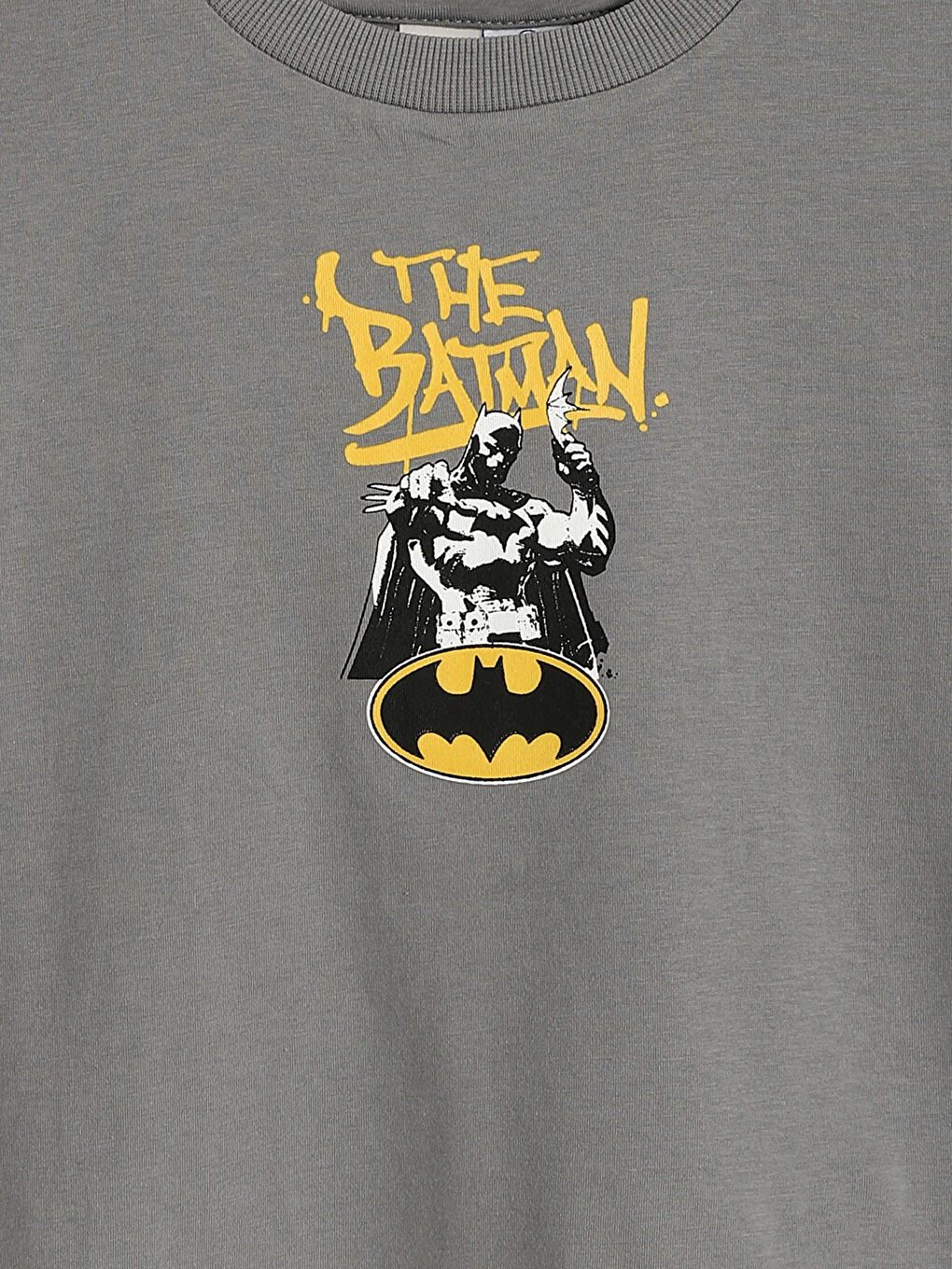 تيشيرت للأولاد بطبعة باتمان وياقة دائرية-3