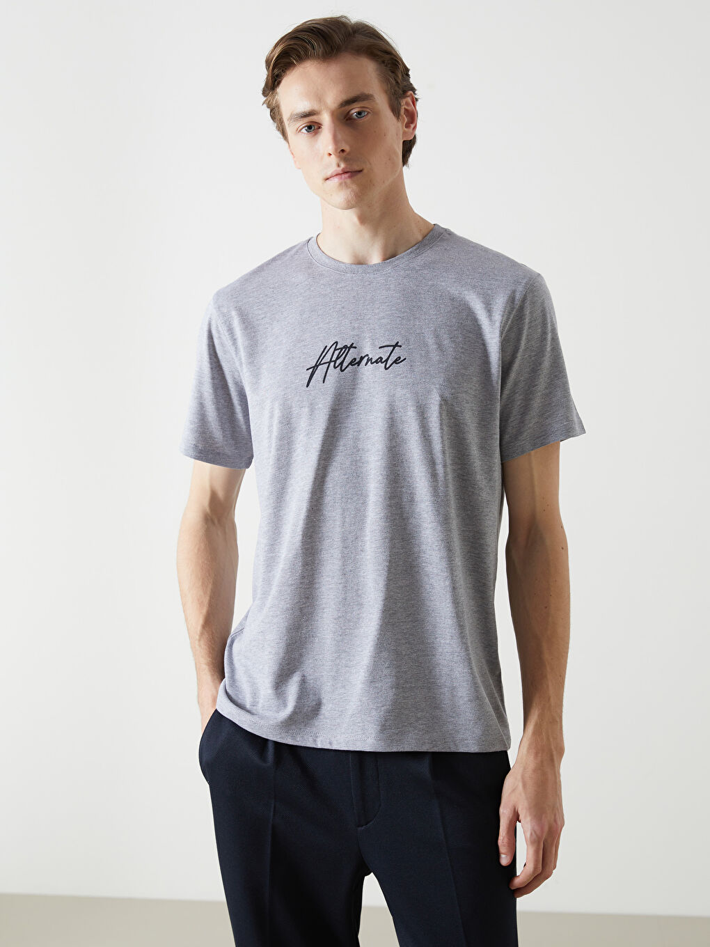 Gri Bisiklet Yaka Kısa Kollu Baskılı Penye Erkek Tişört