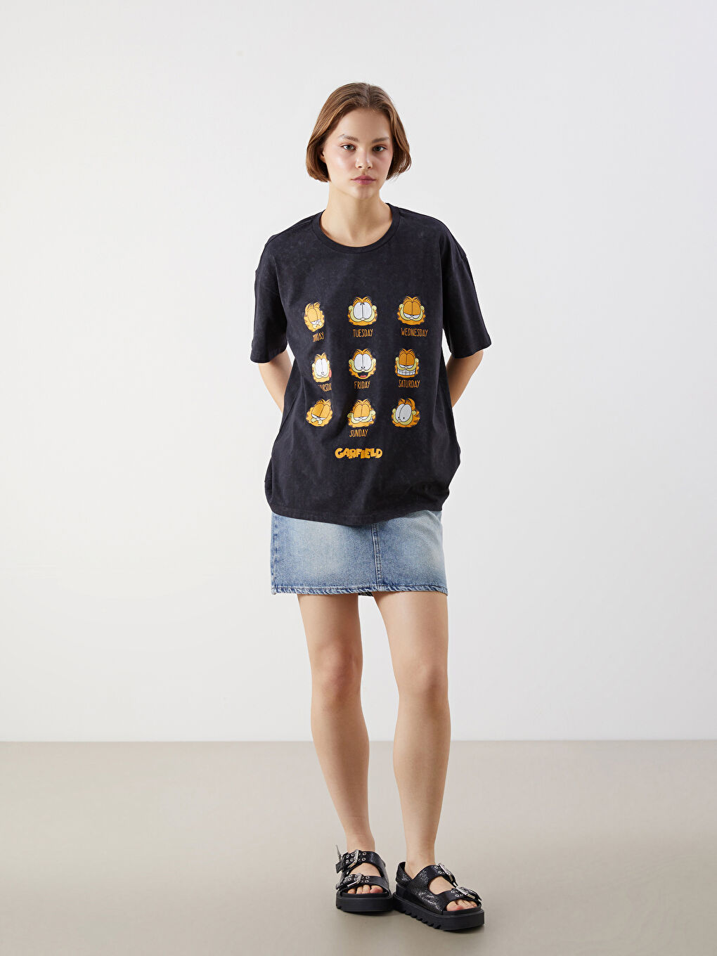 Crew Neck Garfield Printed Women's T-Shirt -S5JQ20Z8-VDL
