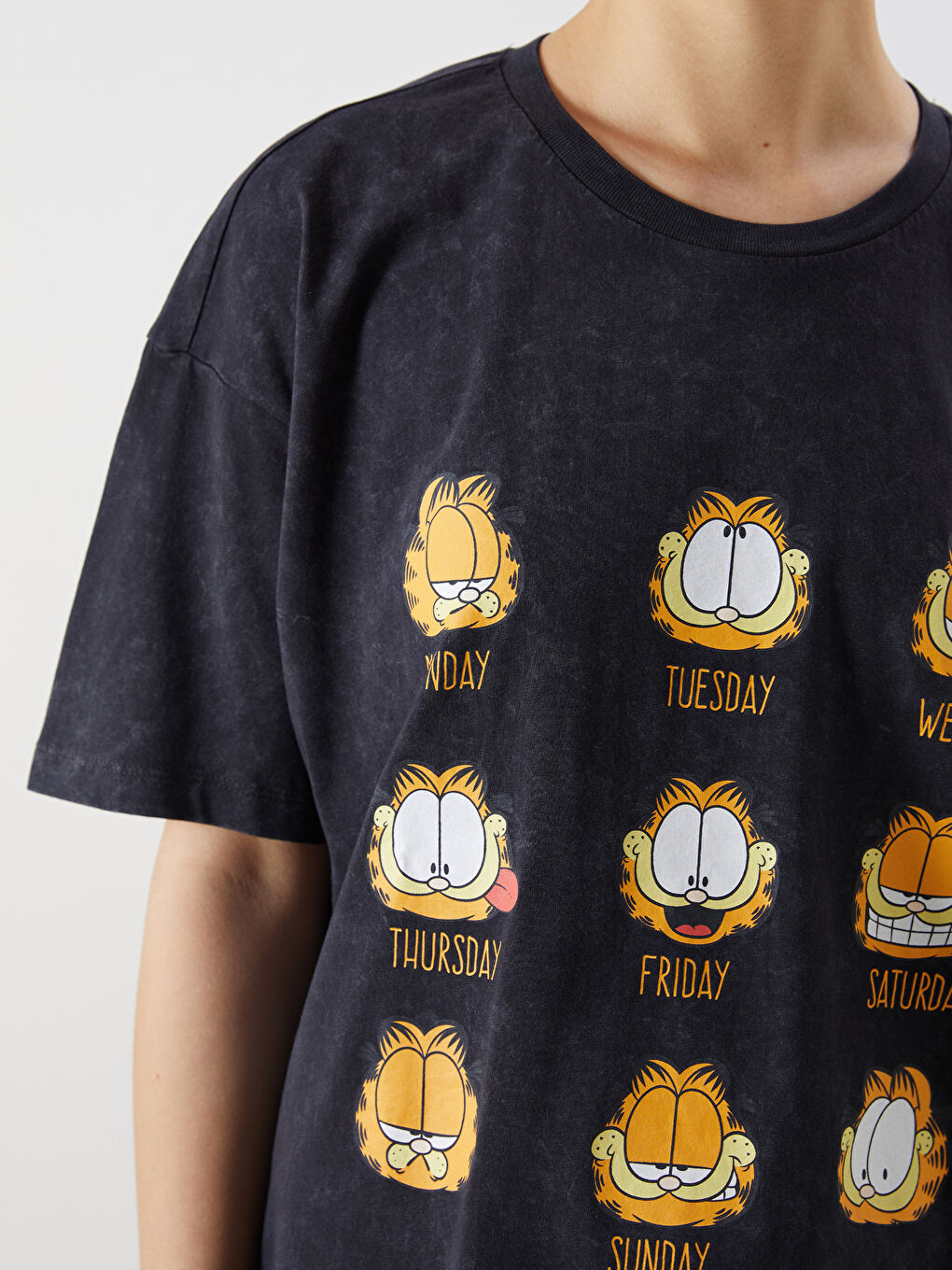 Crew Neck Garfield Printed Women's T-Shirt -S5JQ20Z8-VDL