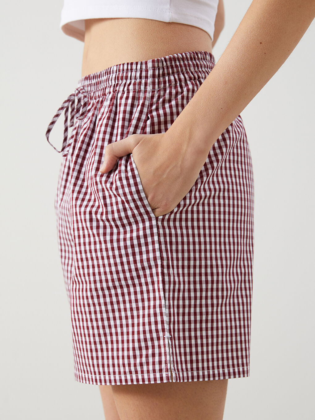 Woman RED Shorts -S5JQ22Z8-Z2R