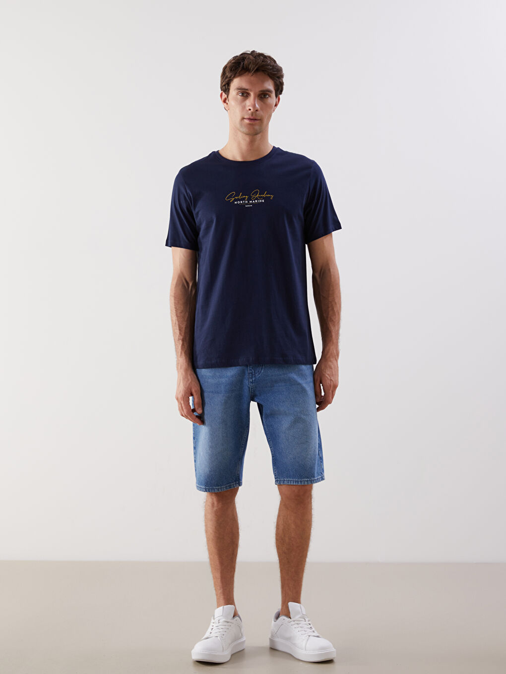 Lacivert Bisiklet Yaka Kısa Kollu Baskılı Penye Erkek Tişört-1