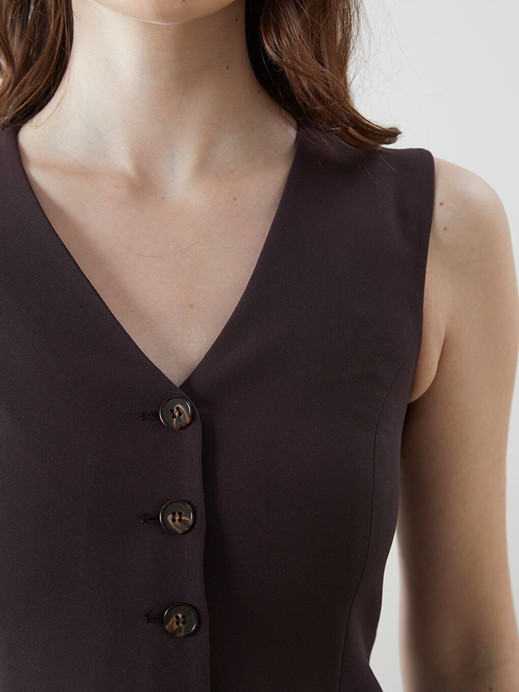 Kahverengi V Yaka Kadın Klasik Yelek-4