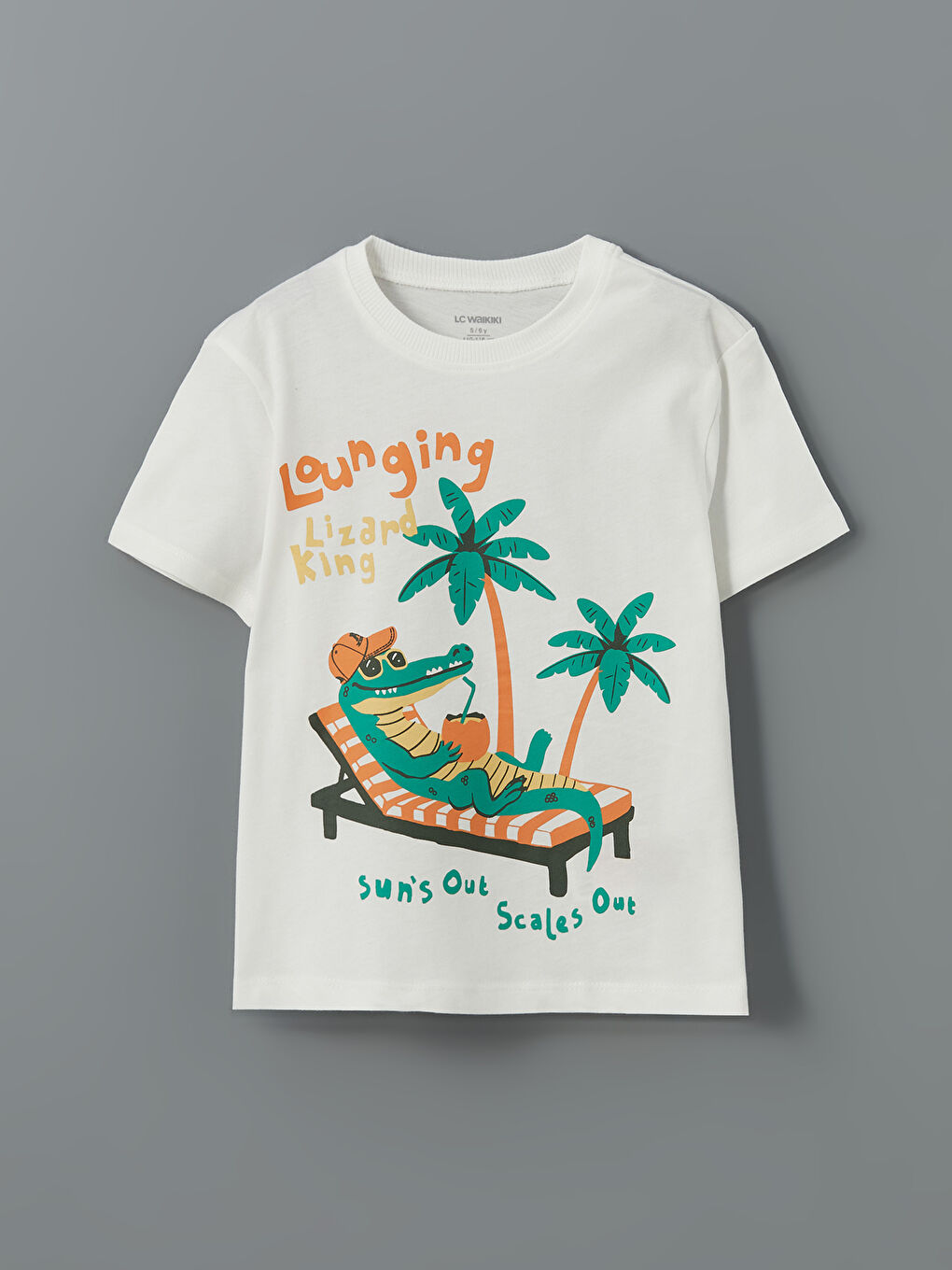 Ekru Bisiklet Yaka Timsah Baskılı Erkek Çocuk Tişört