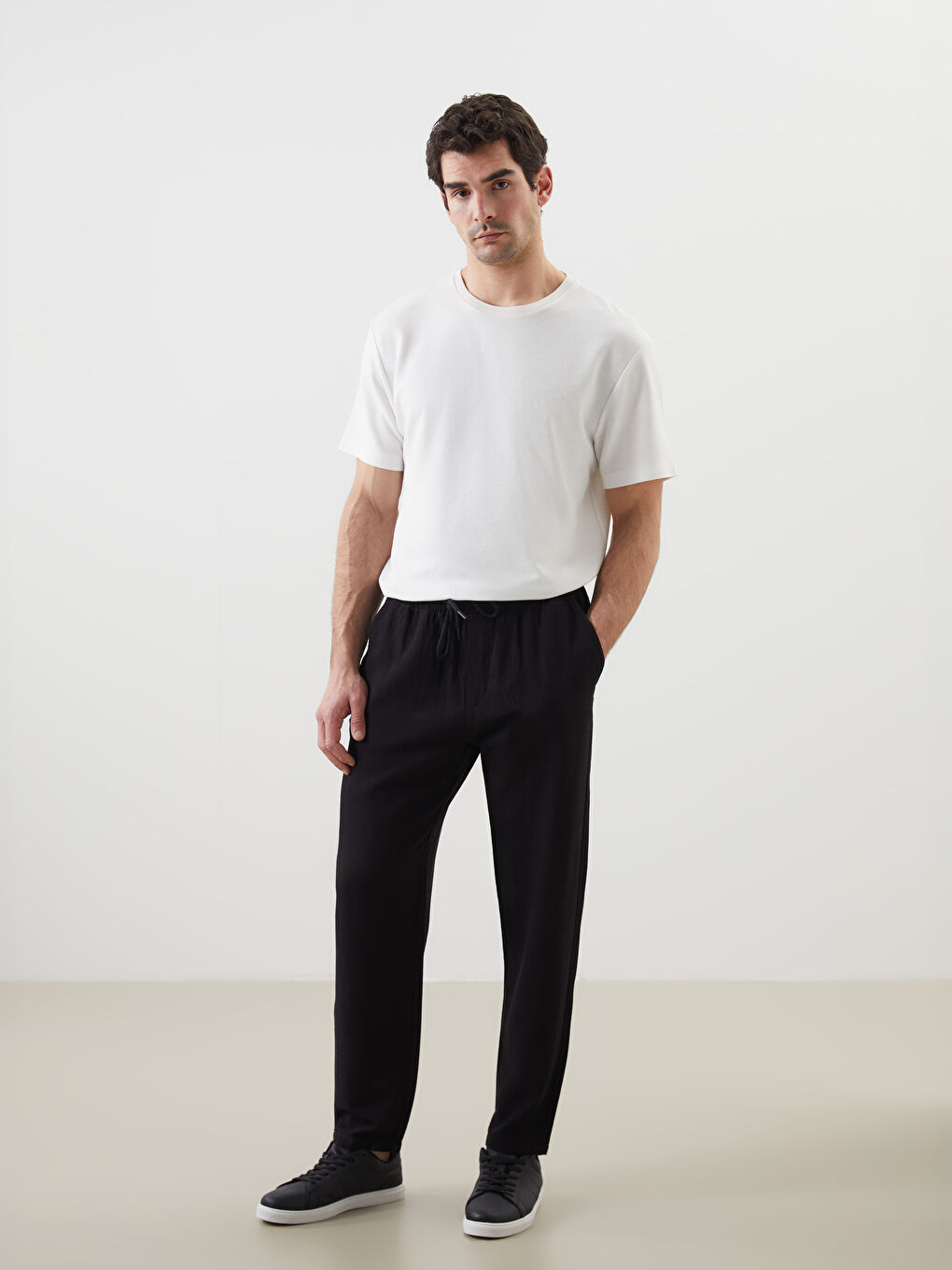 LCW ECO Siyah Standart Kalıp Poplin Erkek Pantolon