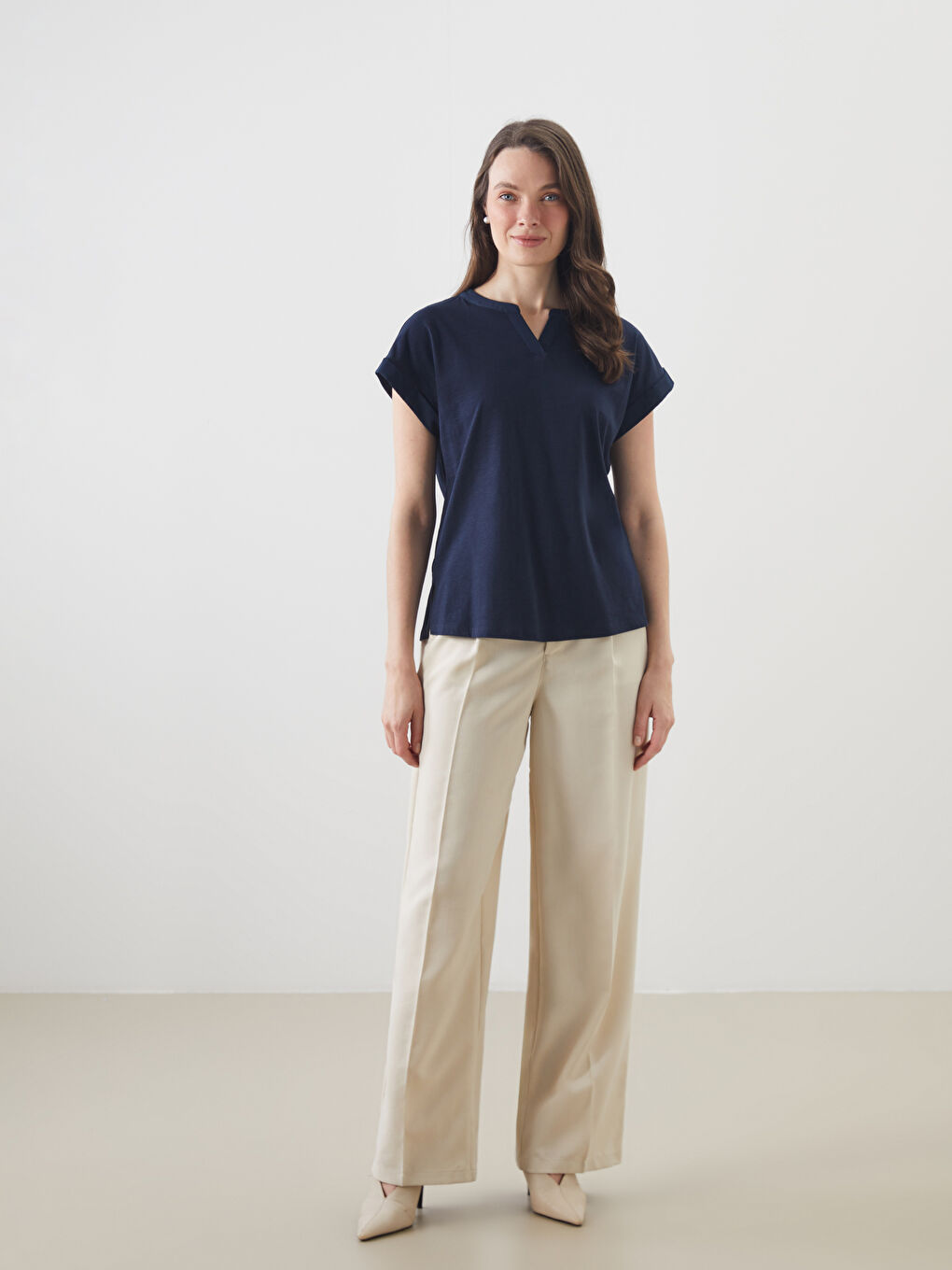 LCW Grace Crew Neck Plain Cuffed Women's T-Shirt -S5JS20Z8-E1J