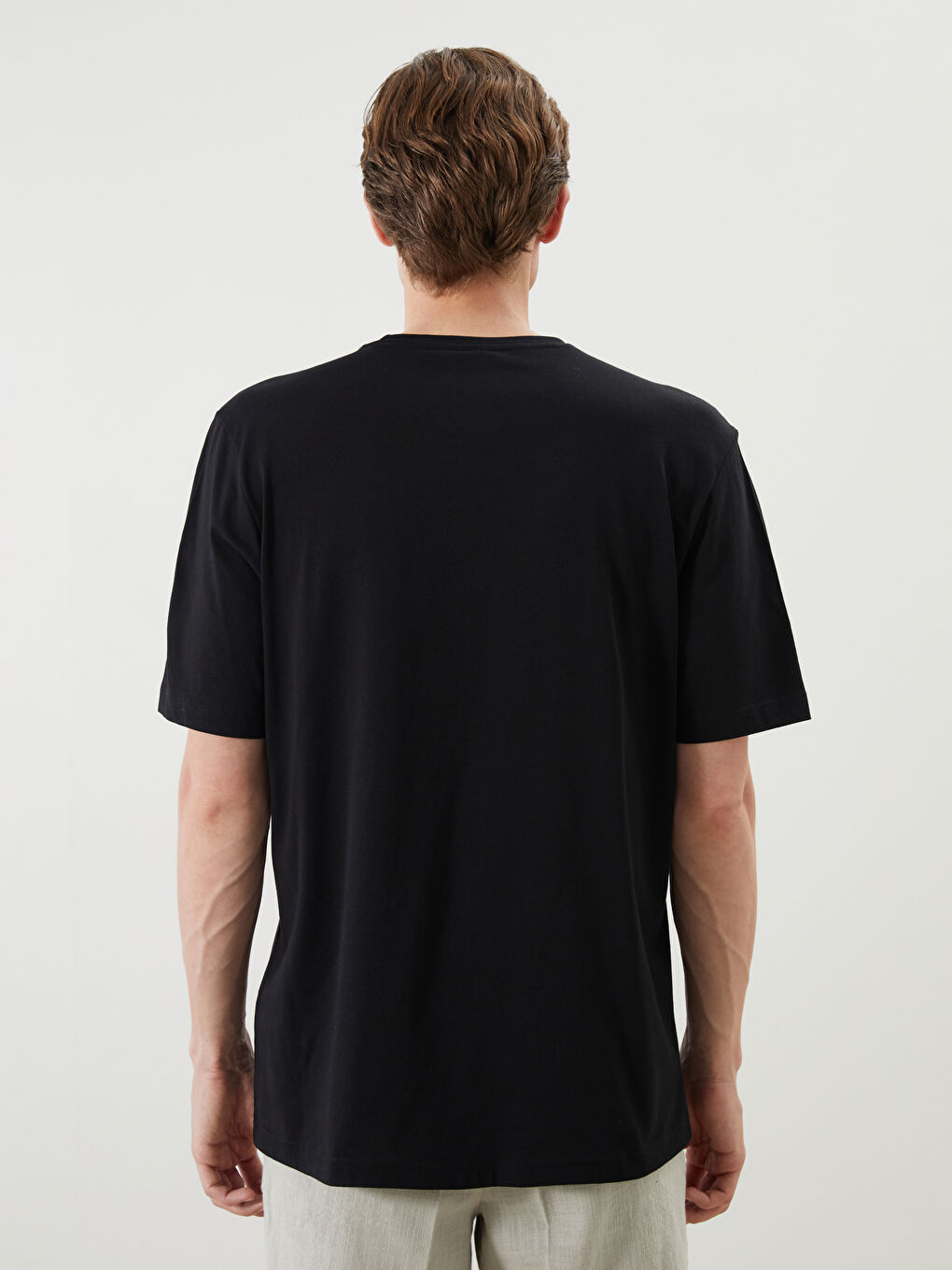 Siyah Bisiklet Yaka Penye Erkek Tişört-3