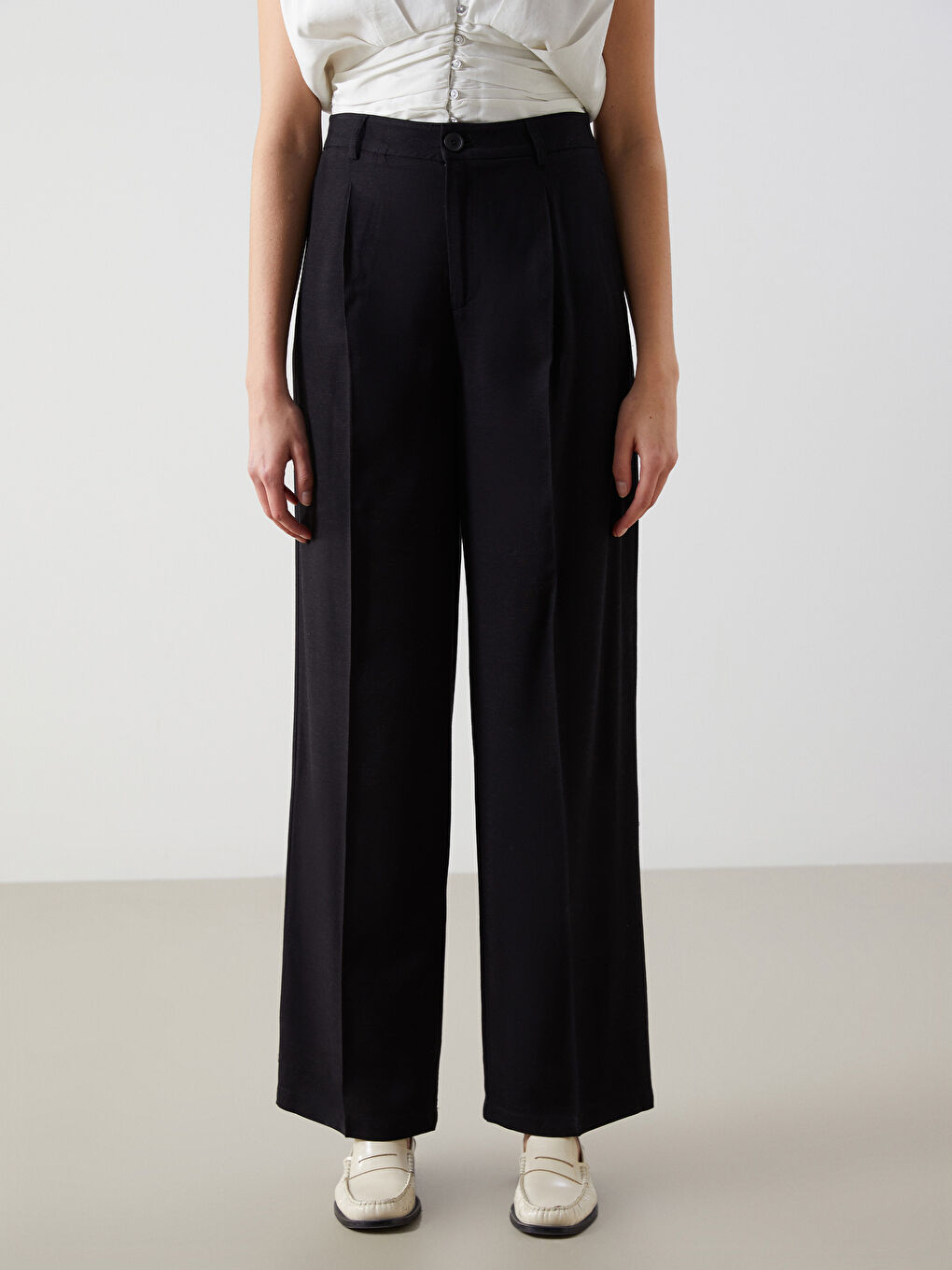 LCW Vision Siyah Loose Fit Keten Karışımlı Kadın Pantolon - 1