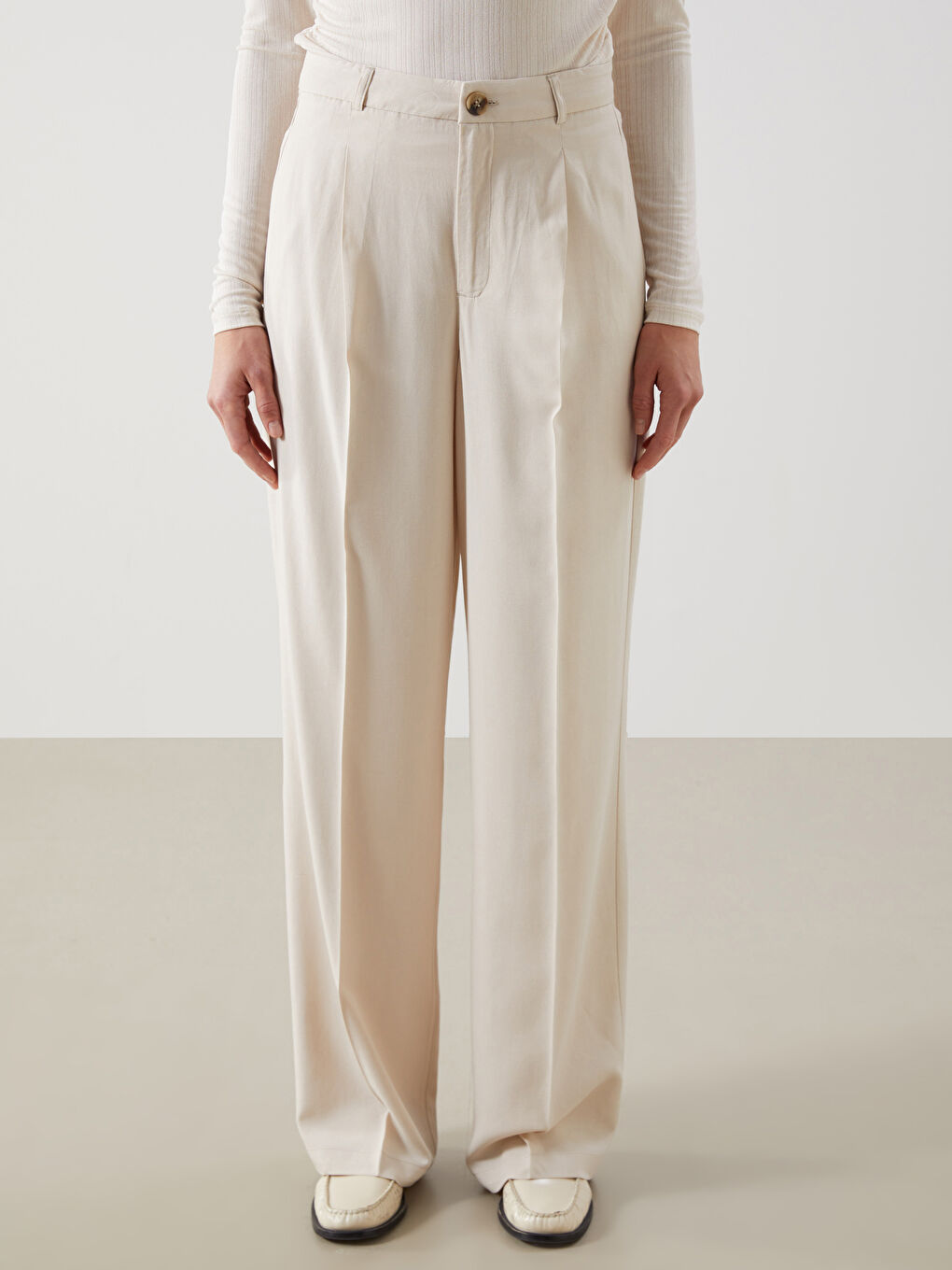 Bej Loose Fit Keten Karışımlı Kadın Pantolon-1