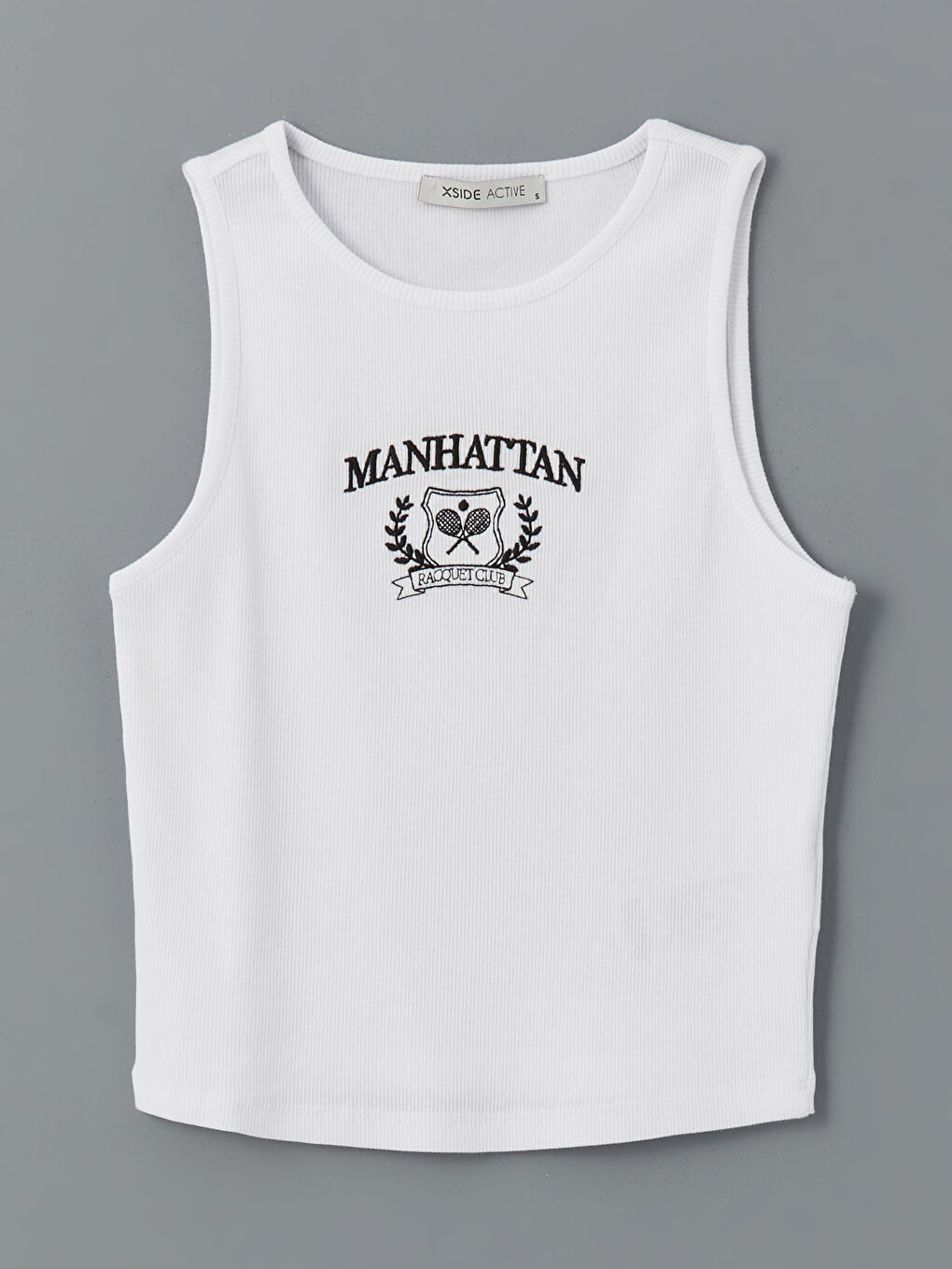 Beyaz Bisiklet Yaka Nakışlı Kadın Spor Atlet-4