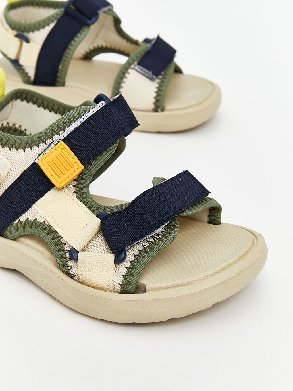 صنادل ولاد ڤيلكرو-2