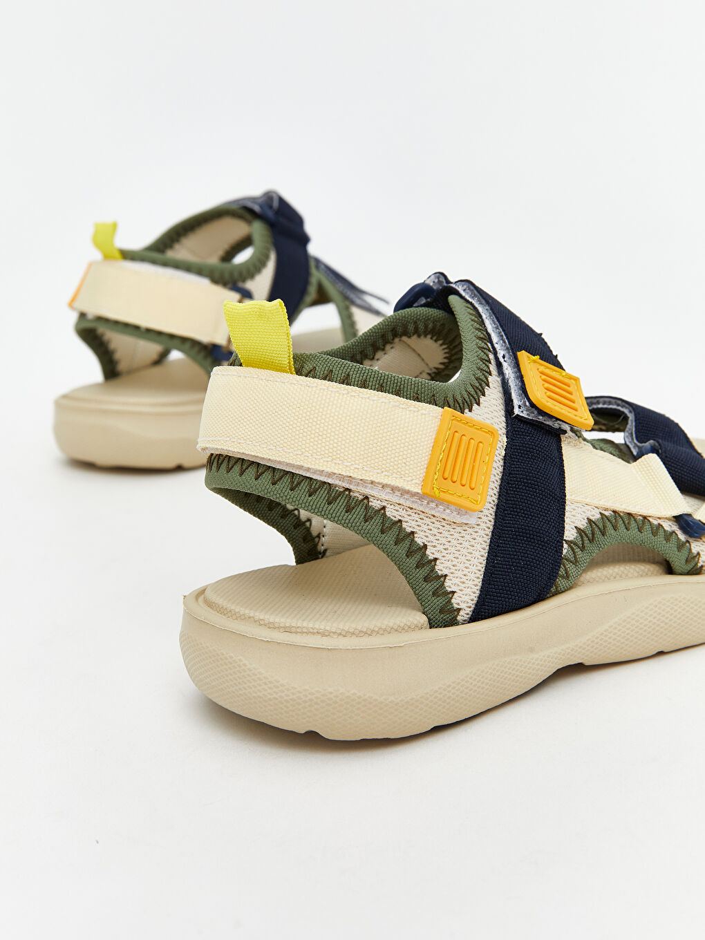 صنادل ولاد ڤيلكرو-4