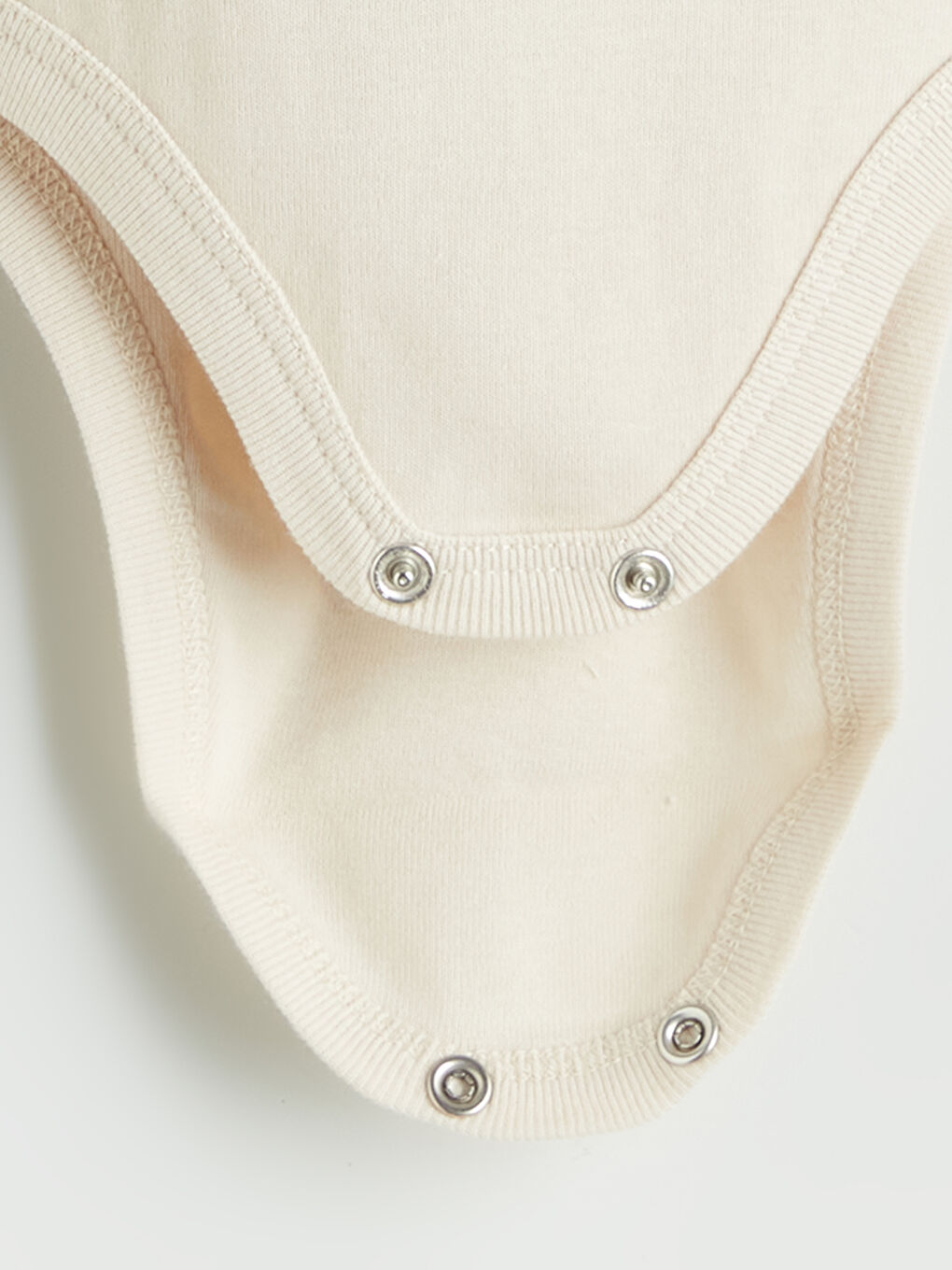 Bej Kısa Kollu Bisiklet Yaka Erkek Bebek Body-2