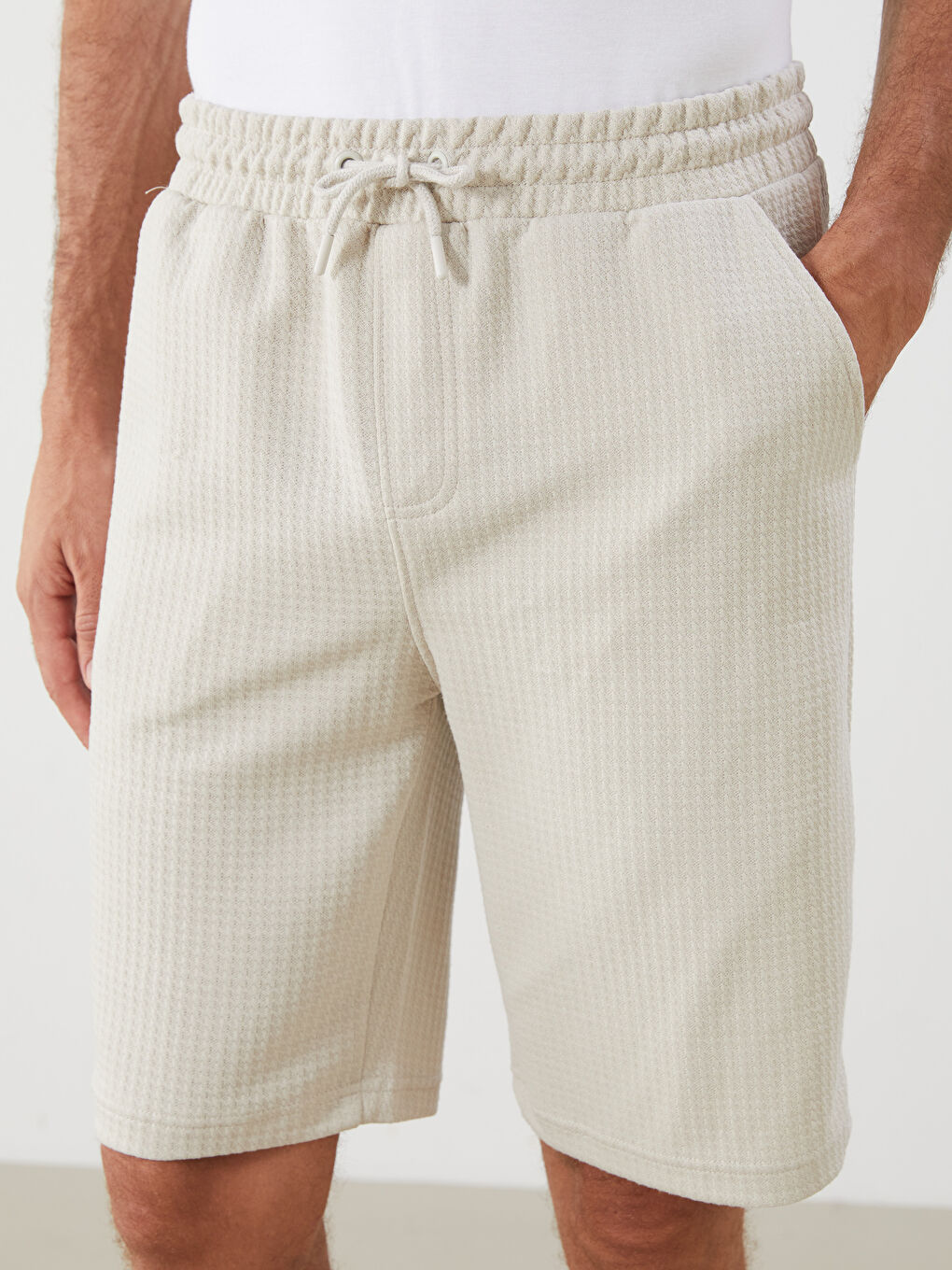 Bej Standart Kalıp Erkek Şort-2