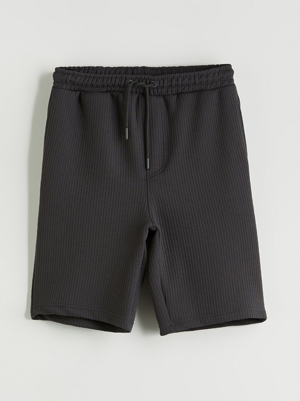 LCWAIKIKI Classic Standard Fit Men's Shorts -S5JY05Z8-YM6