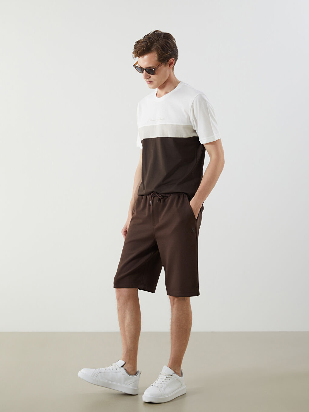 Standard Fit Men's Shorts -S5JY34Z8-HEC