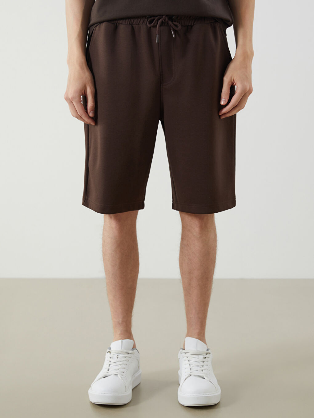Standard Fit Men's Shorts -S5JY34Z8-HEC