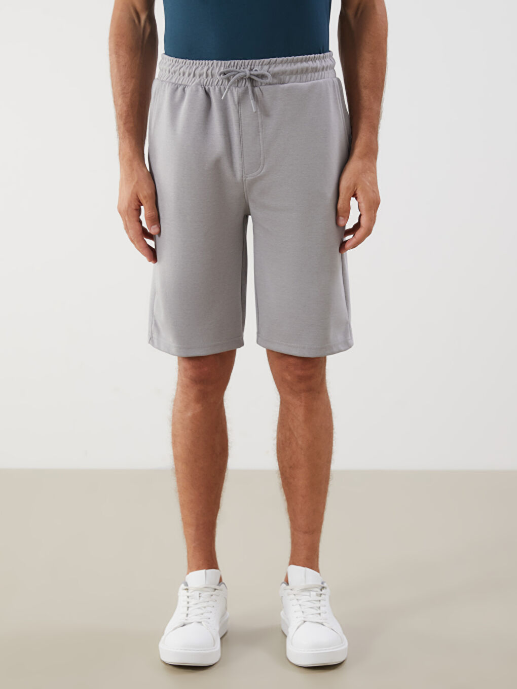 Standard Fit Men's Shorts -S5JY34Z8-ZK4