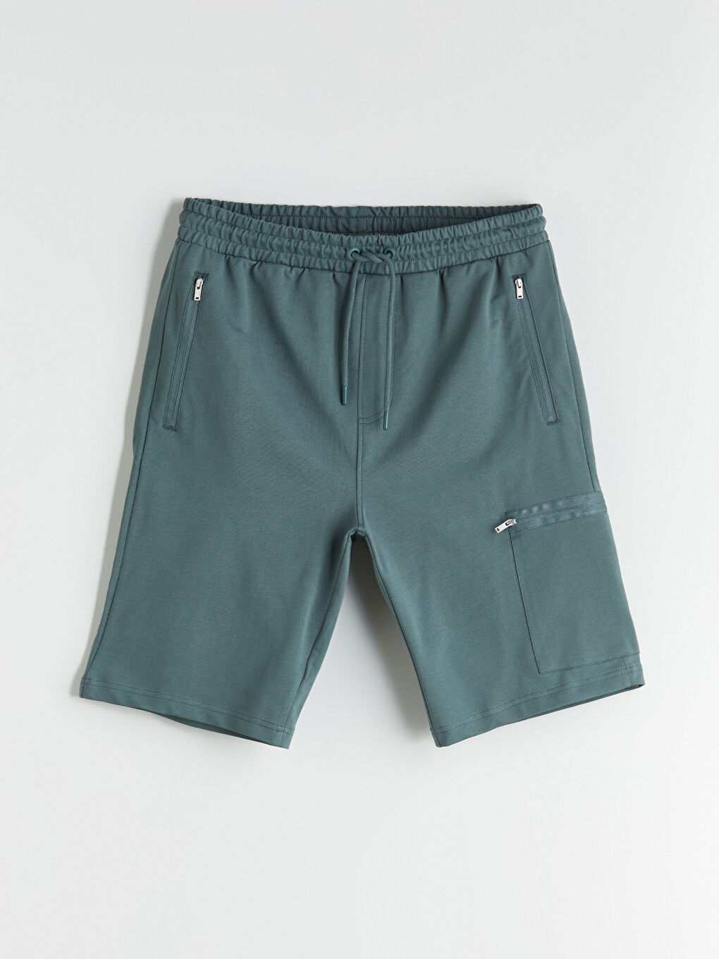 LCWAIKIKI Classic Standard Fit Men's Shorts -S5K042Z8-Z5M