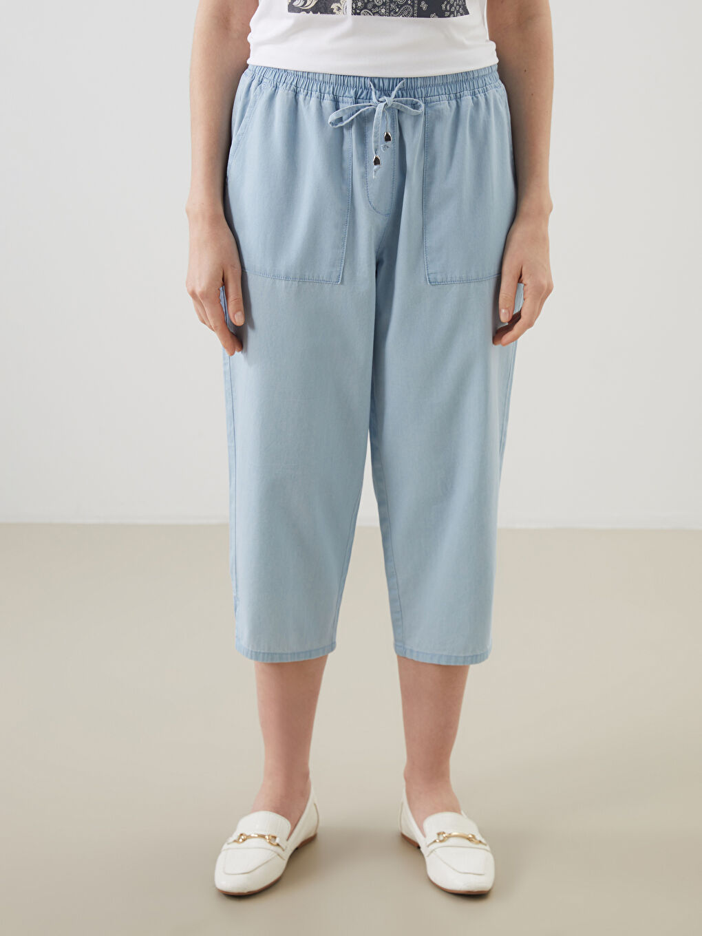 LC Waikiki Elasticated Waist Women's Denim Capri -S5K046Z8-315