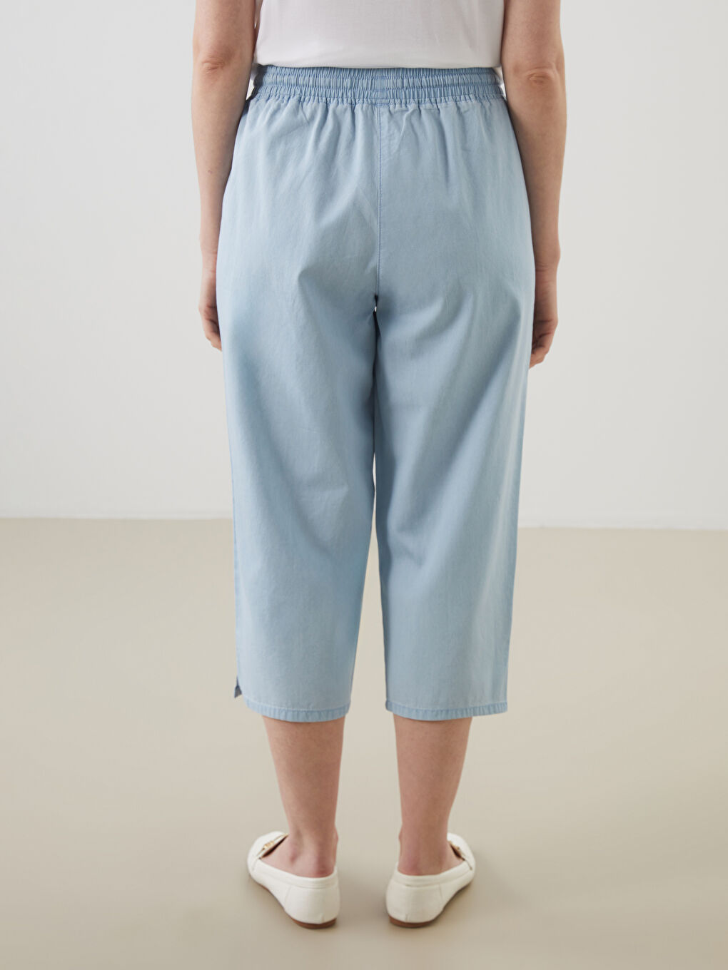 LC Waikiki Elasticated Waist Women's Denim Capri -S5K046Z8-315