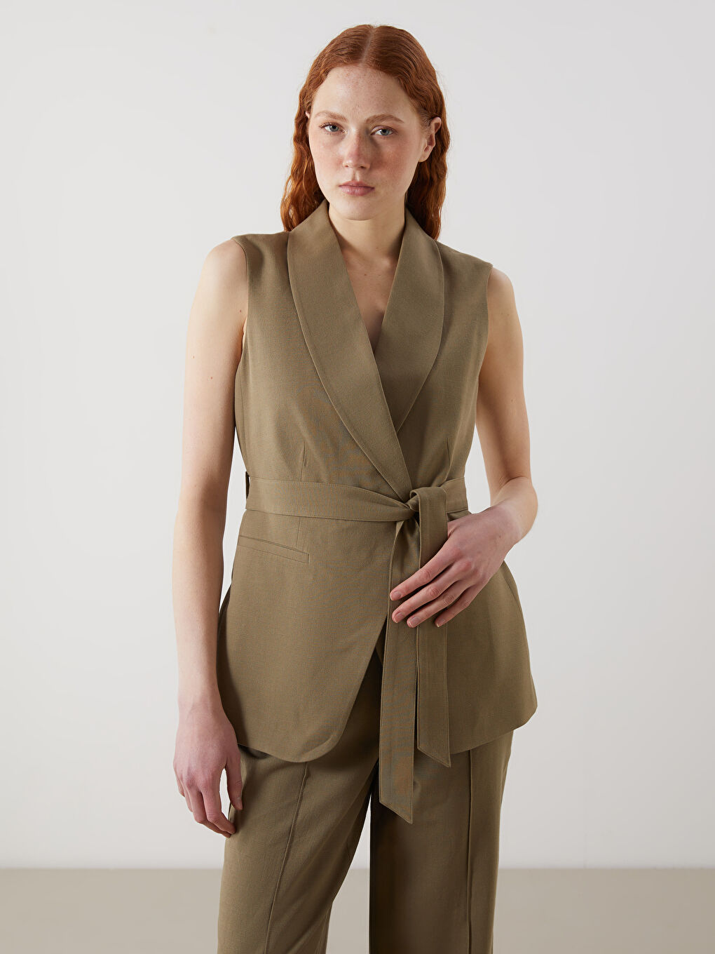 Haki Ceket Yaka Keten Karışımlı Kadın Klasik Yelek