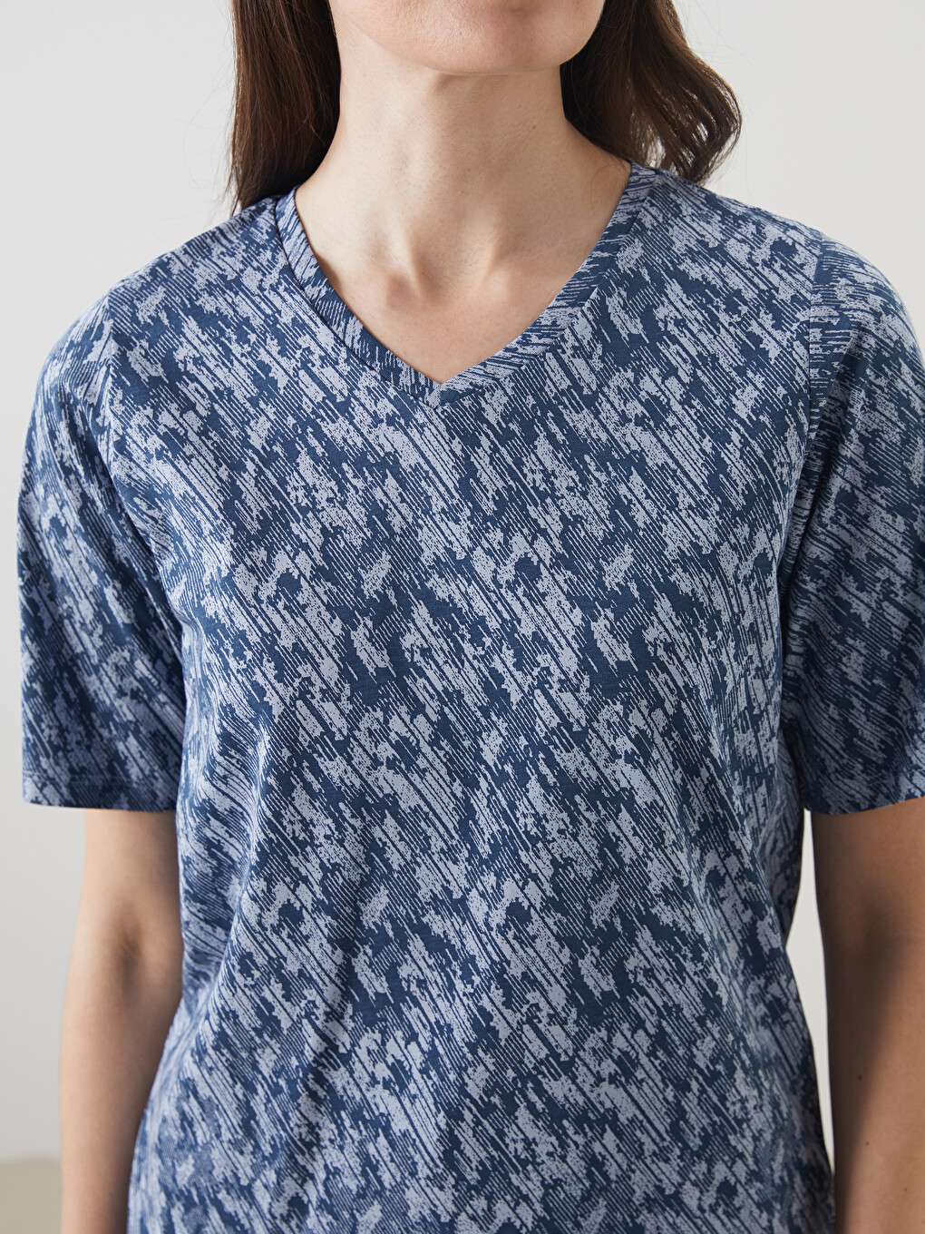 V-neck Patterned Blouse-2