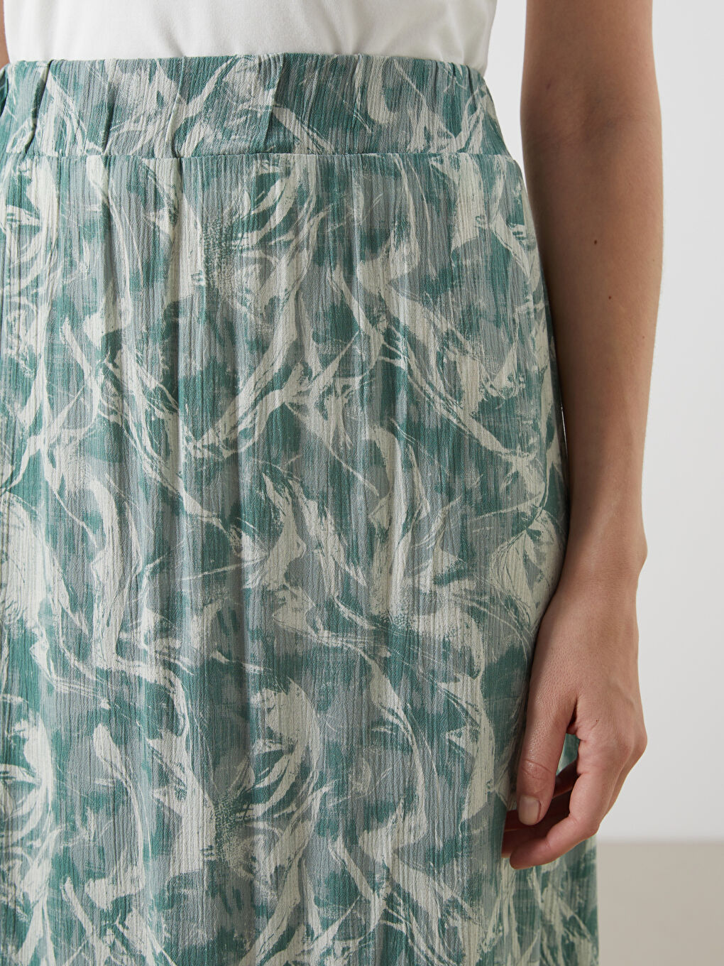 Elasticated Waist Patterned A-Line Skirt -S5K171Z8-LRL