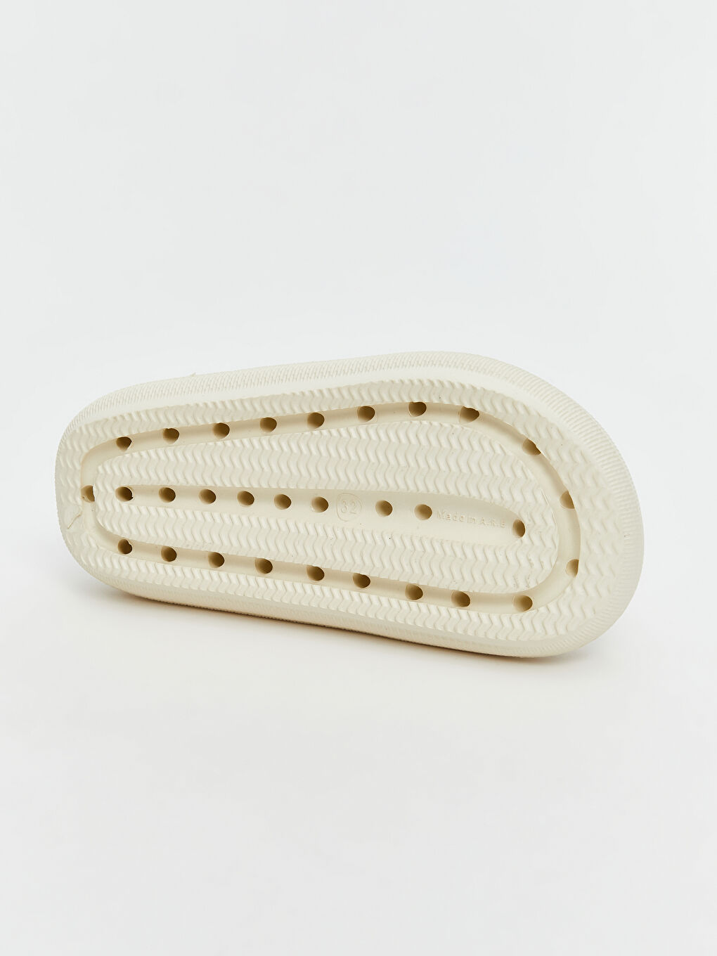 سليبر للبنات مطبوع بدب-3