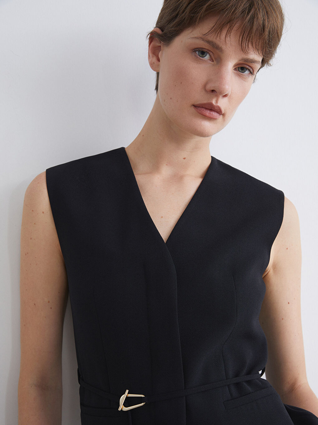 LCWAIKIKI Classic V Neck Women's Classic Waistcoat -S5K211Z8-CVL
